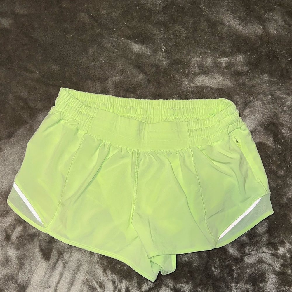 Hot hot low rise short 2.5”